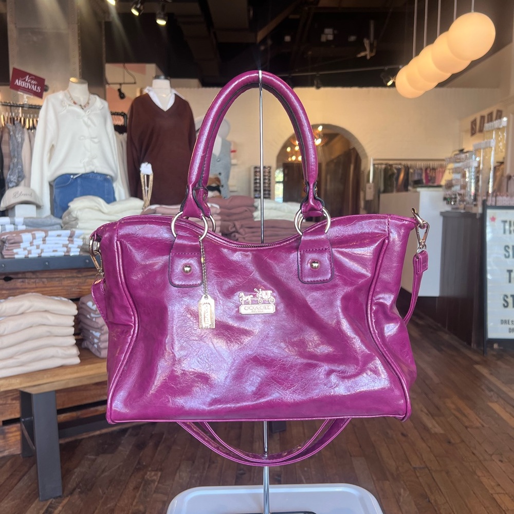 Coach Ashley Patent Leather Carryall bag - fuchsia
